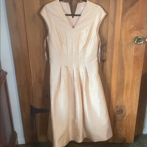 Gal Meets Glam Cream/pale blush pink Textured Midi Dress